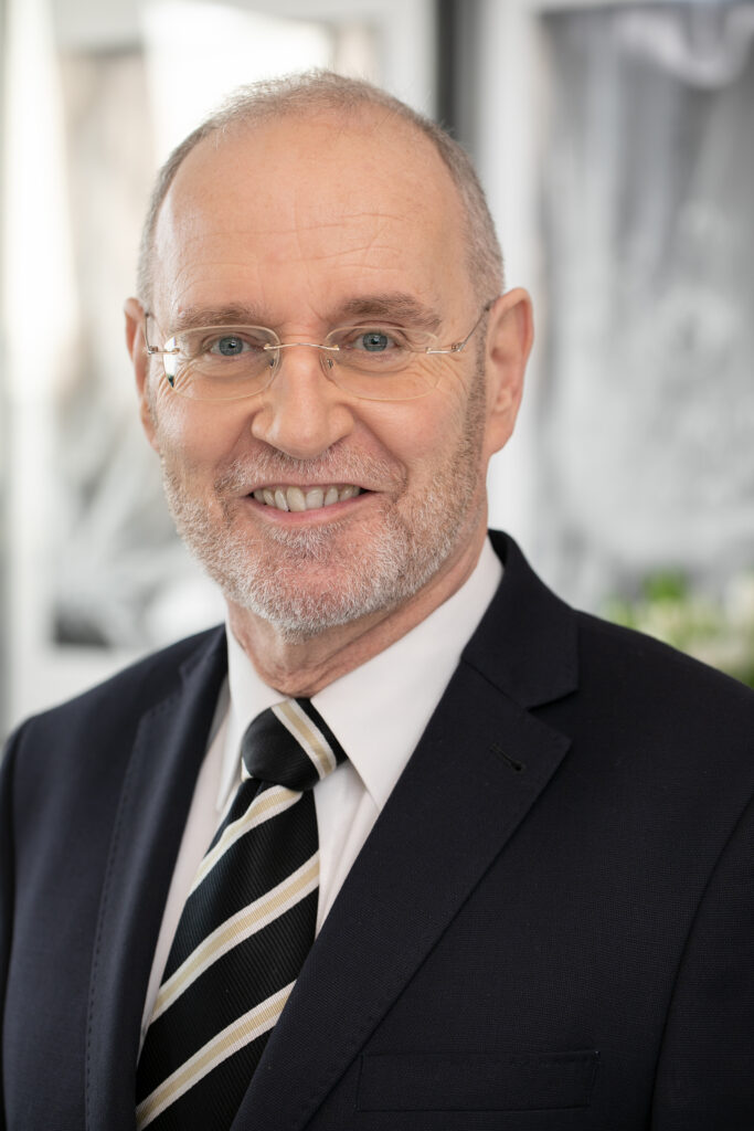 Portrait von Dr. Jürgen Rastätter